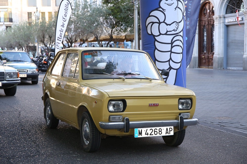 Galería de fotos | Llegada de los participantes al Valladolid Motor Vintage 2/7