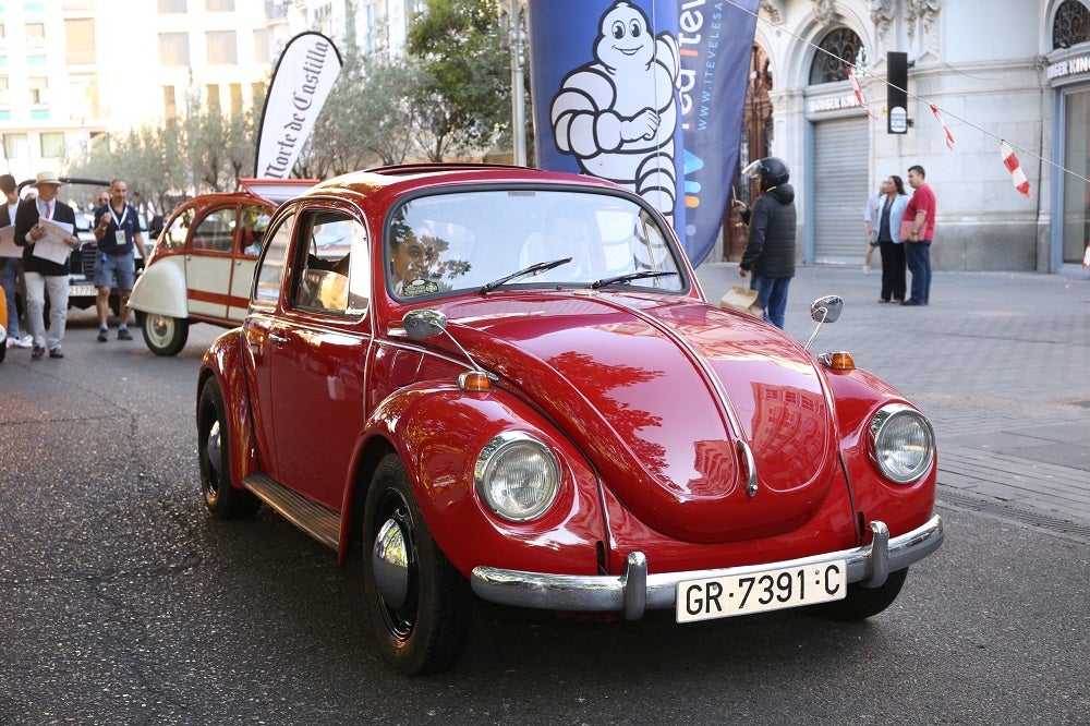 Galería de fotos | Llegada de los participantes al Valladolid Motor Vintage 5/7