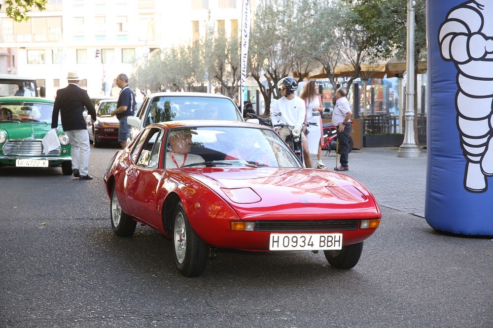 Galería de fotos | Llegada de los participantes al Valladolid Motor Vintage 5/7