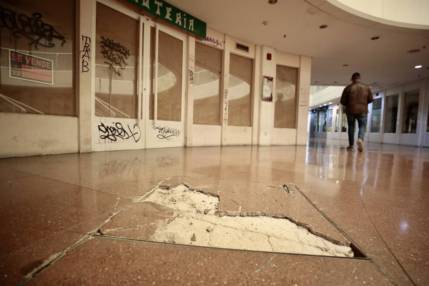 Las imágenes del estado actual del centro comercial Avenida