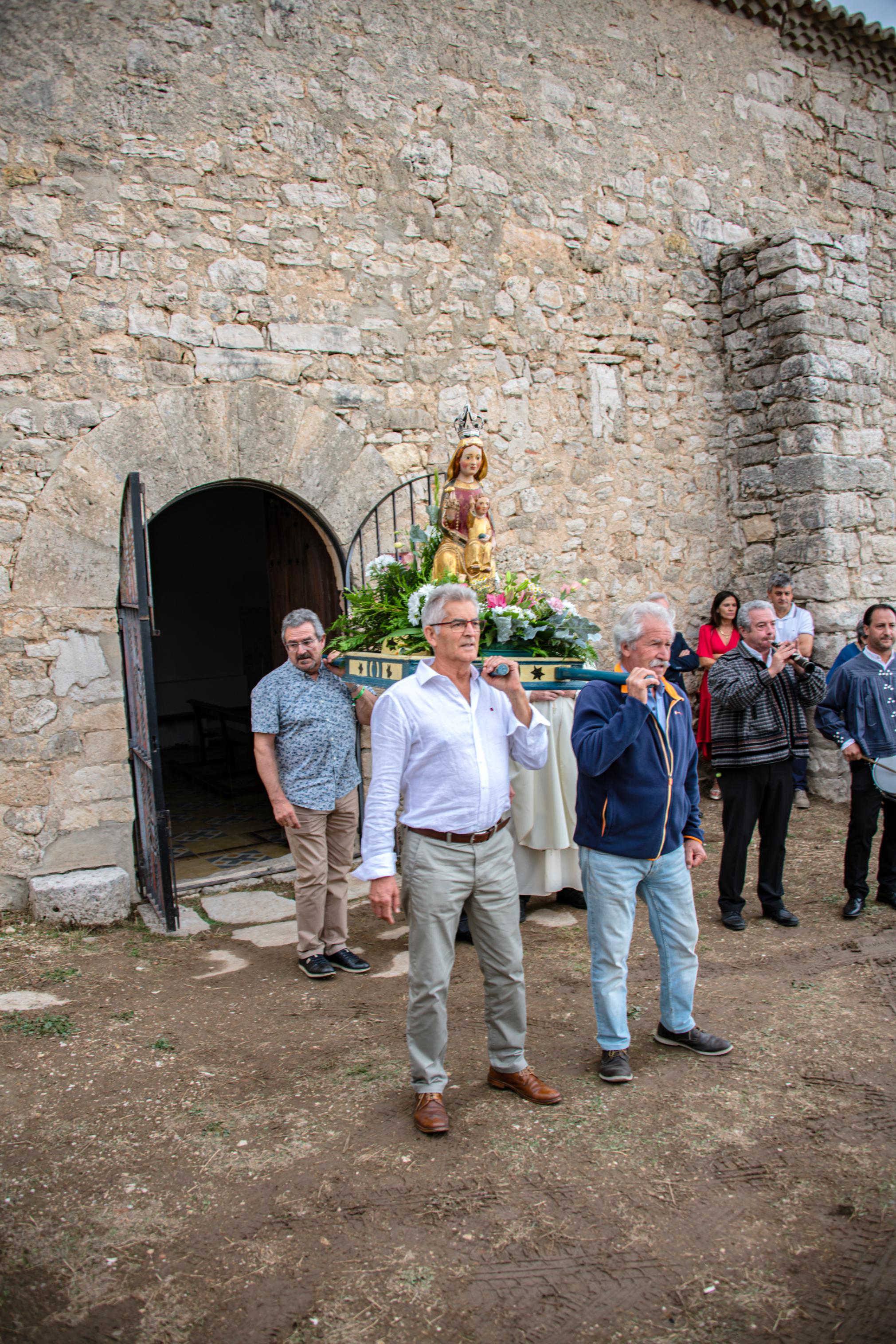 Valdecañas de Cerrato se rinde a la Virgen del Campo