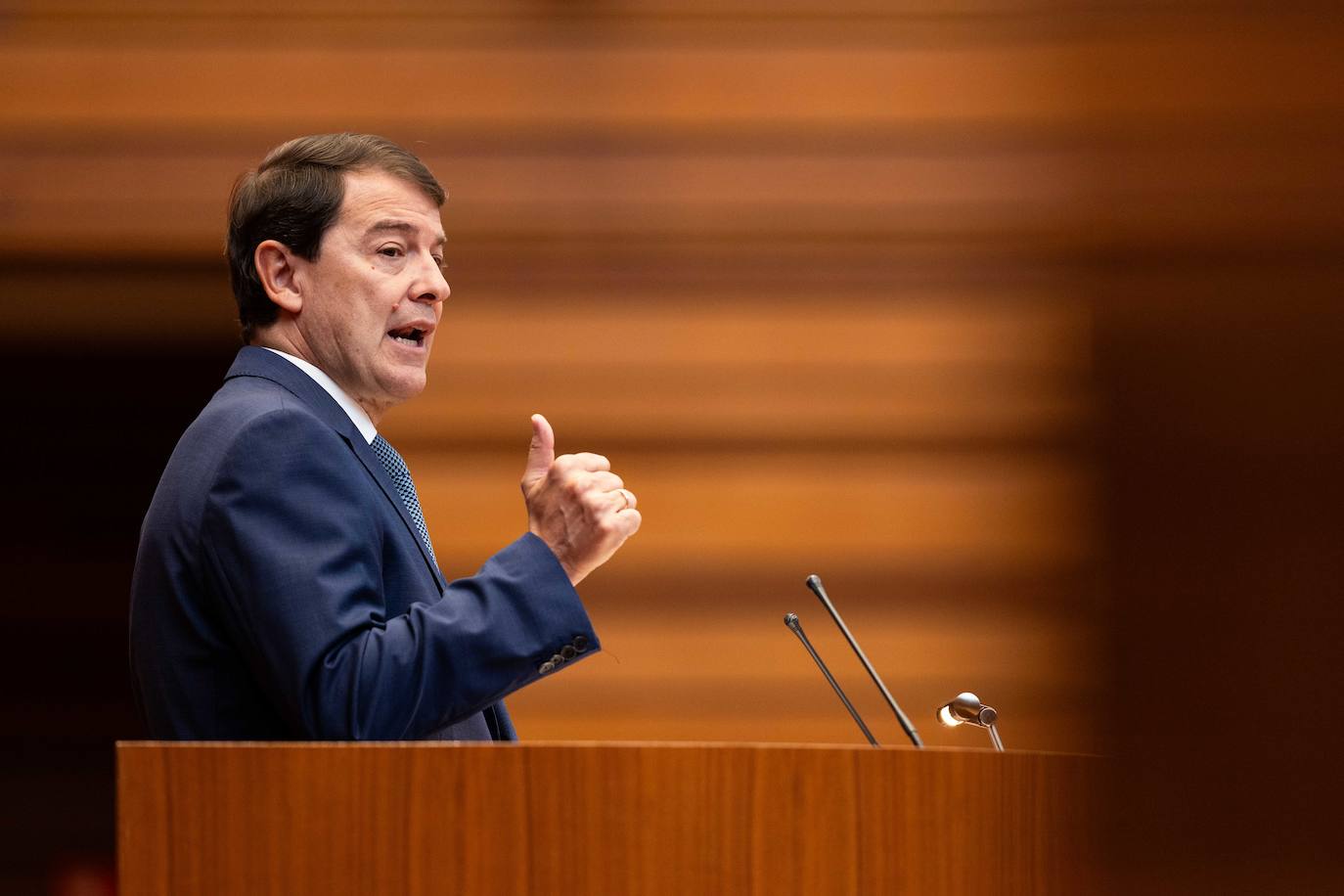 El pleno de las Cortes de Castilla y León, en imágenes