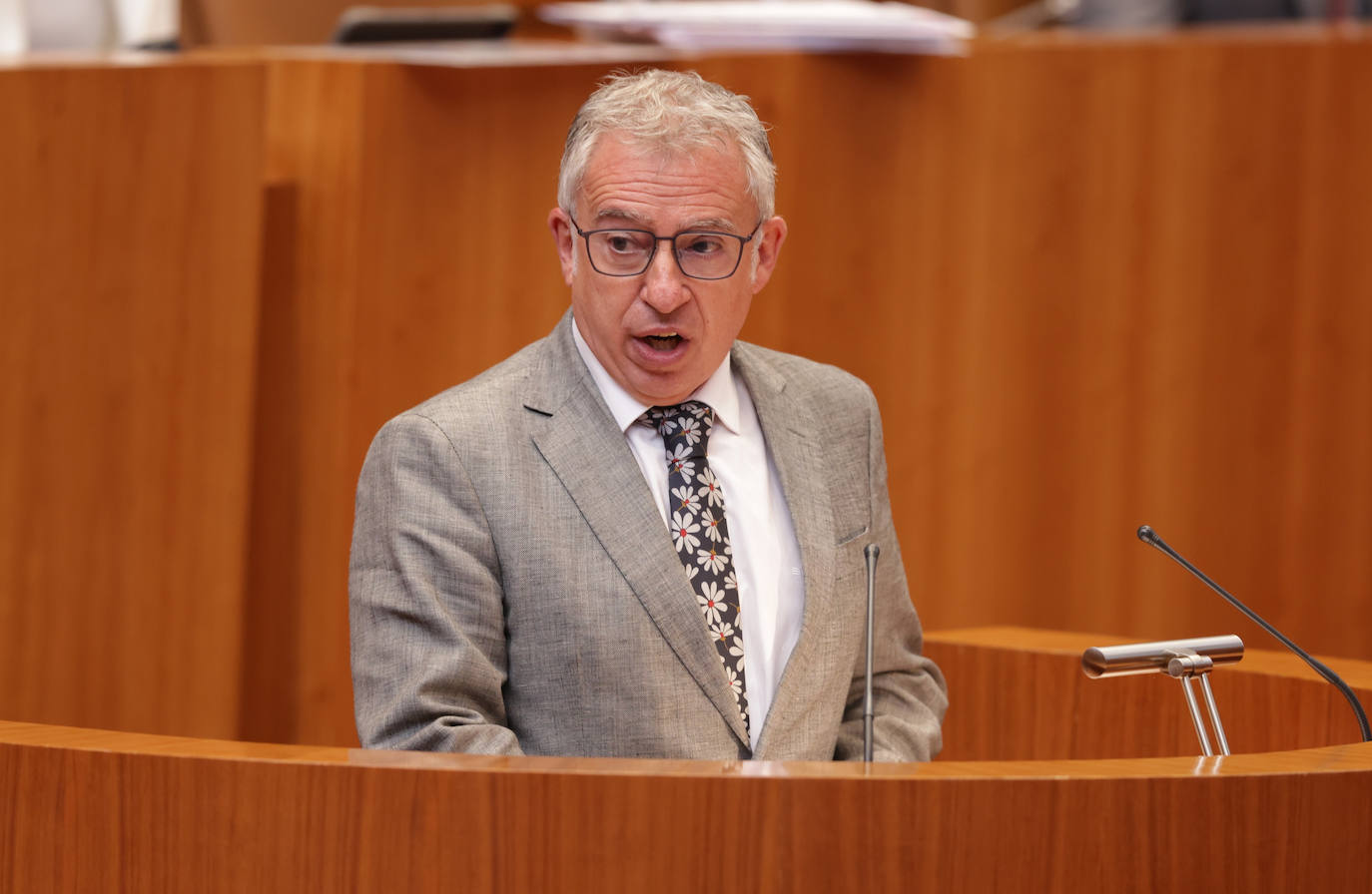 El pleno de las Cortes de Castilla y León, en imágenes