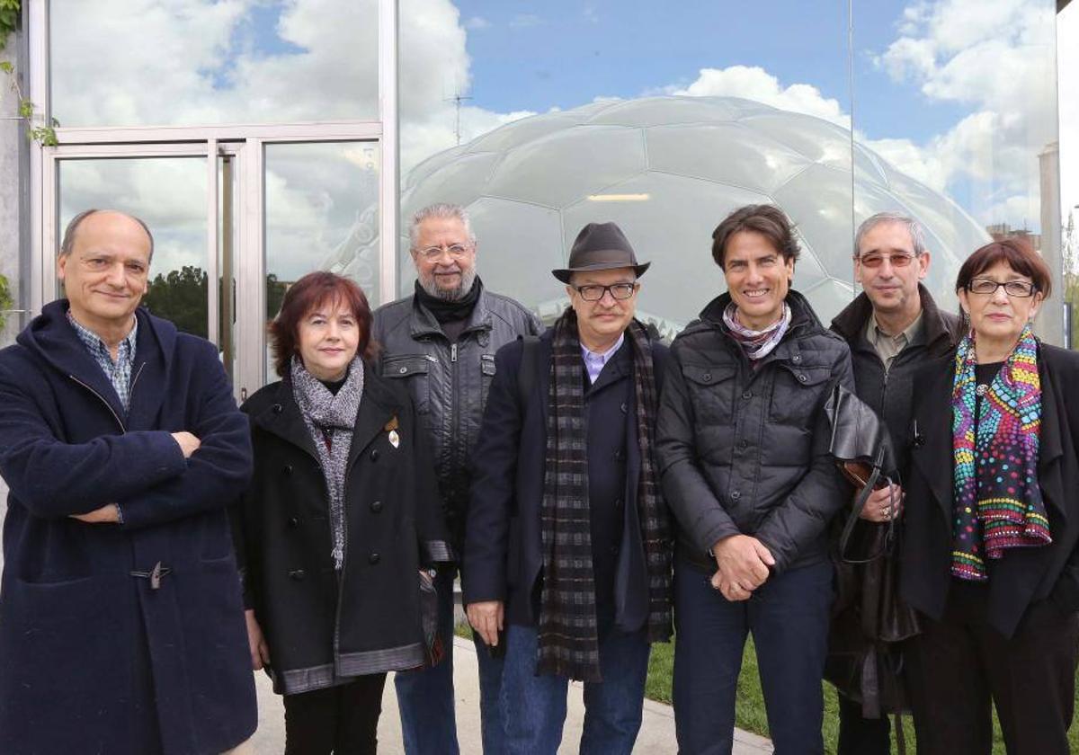 Gustavo Martín Garzo, Esperanza Ortega, Tomás Salvador, Miguel Casado, Carlos Ortega, Luis Marigómez y Olvido García Valdés.