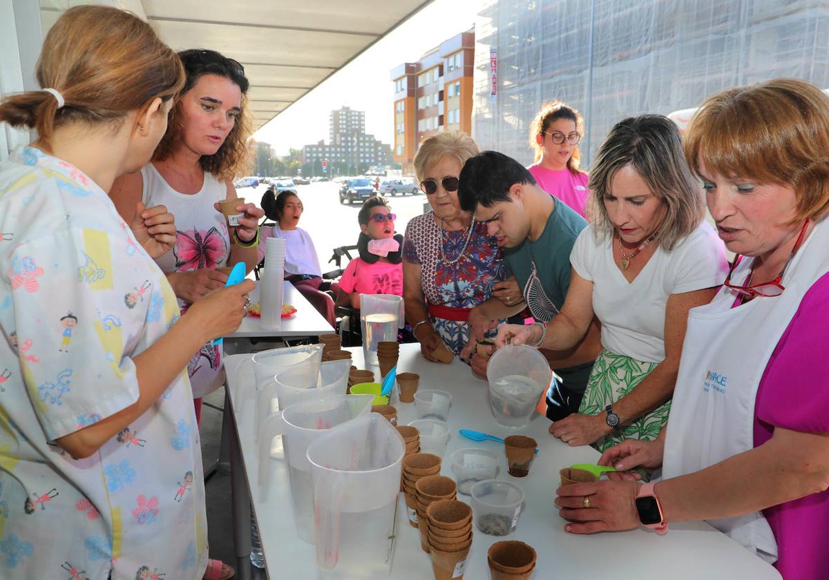 Actividad en la sede de Aspace Palencia con motivo del Día Mundial de la Parálisis Cerebral.