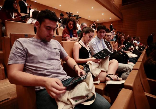 Público en el III Congreso Internacional de Periodismo Miguel Delibes.