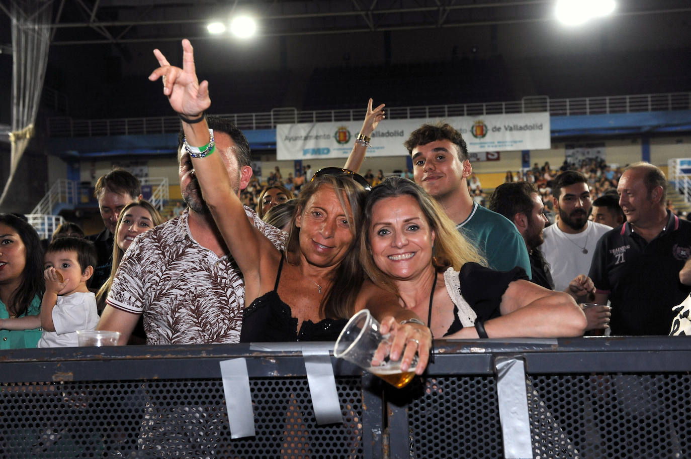 Las imágenes del concierto de El Barrio en Valladolid