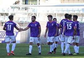 La plantilla del Palencia CF celebra un gol en un encuentro anterior.