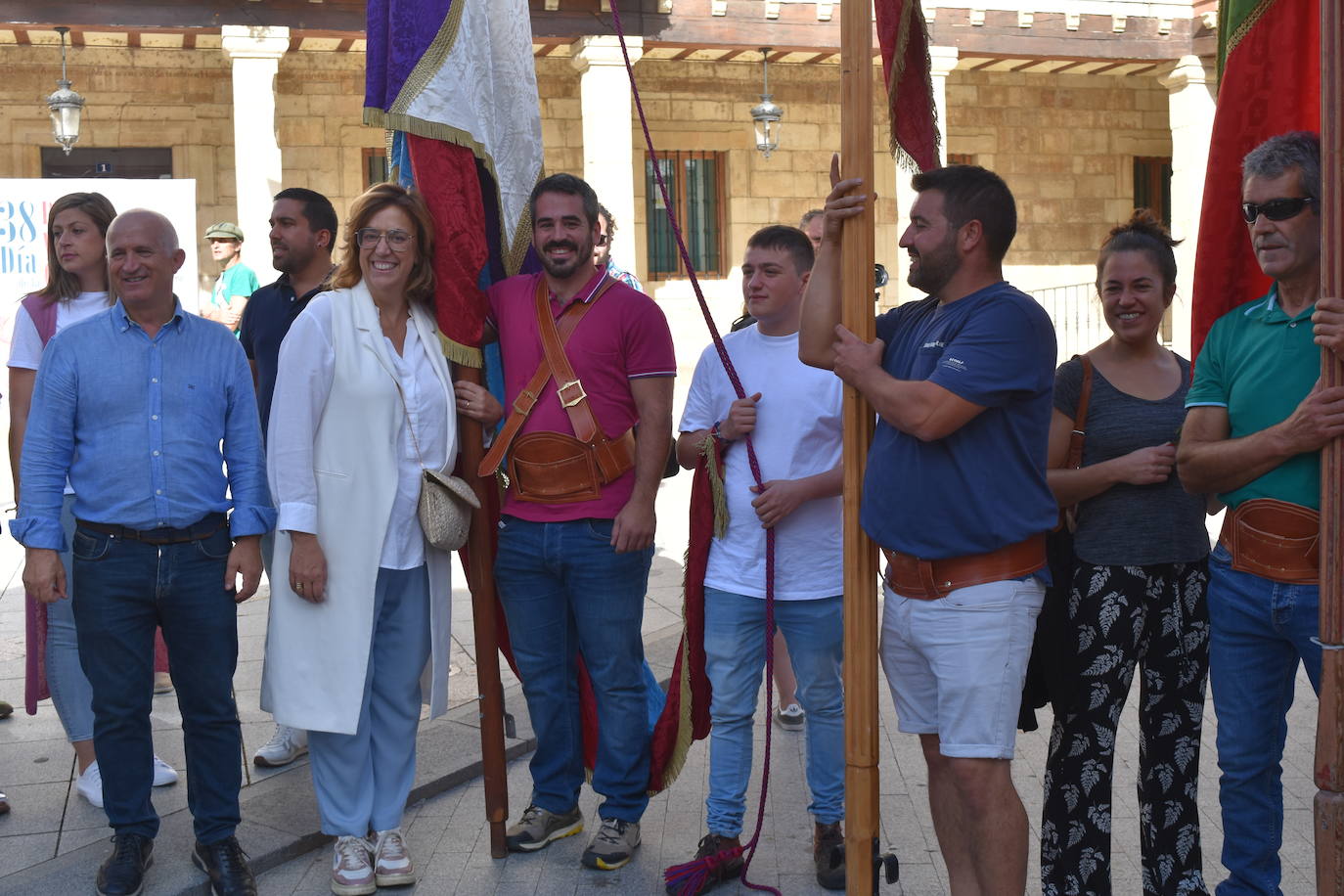 Cervera se tiñe de tradiciones en el Día de la Provincia