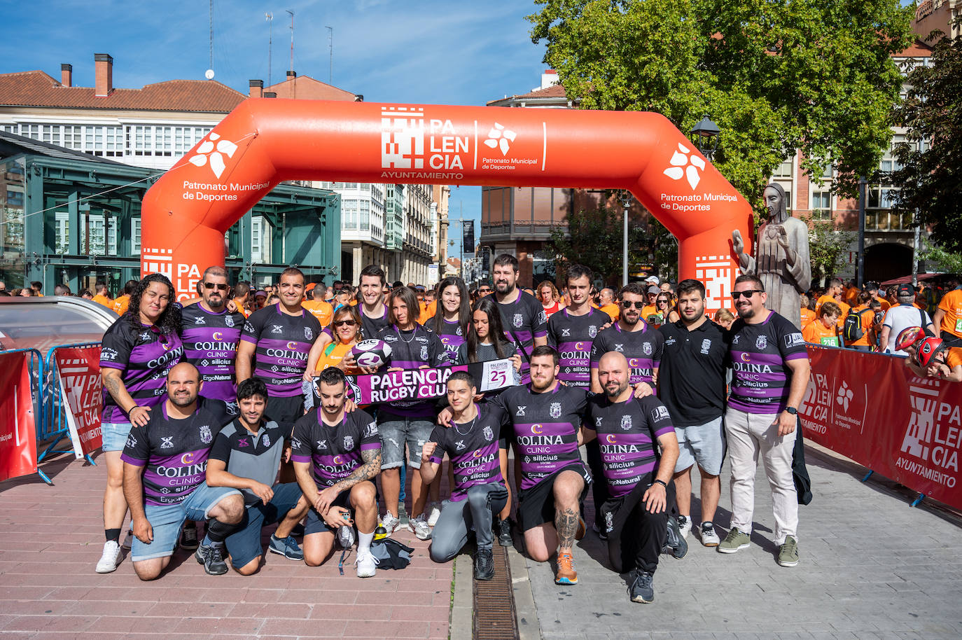 Palencia se tiñe de naranja contra el cáncer