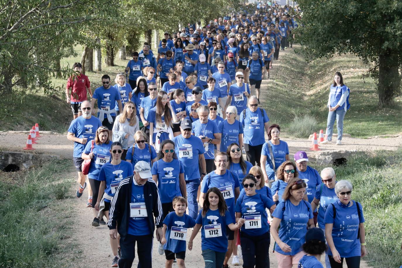 El éxito de participación en la Caminata Popular del Banco de Alimentos, en imágenes