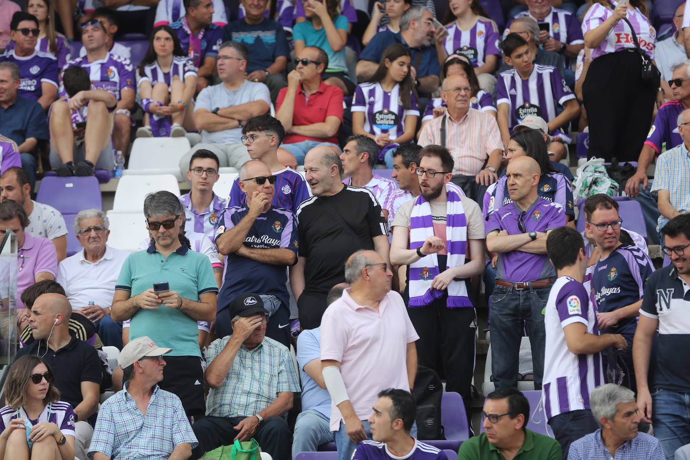 Búscate en la grada del José Zorrilla (1/4)