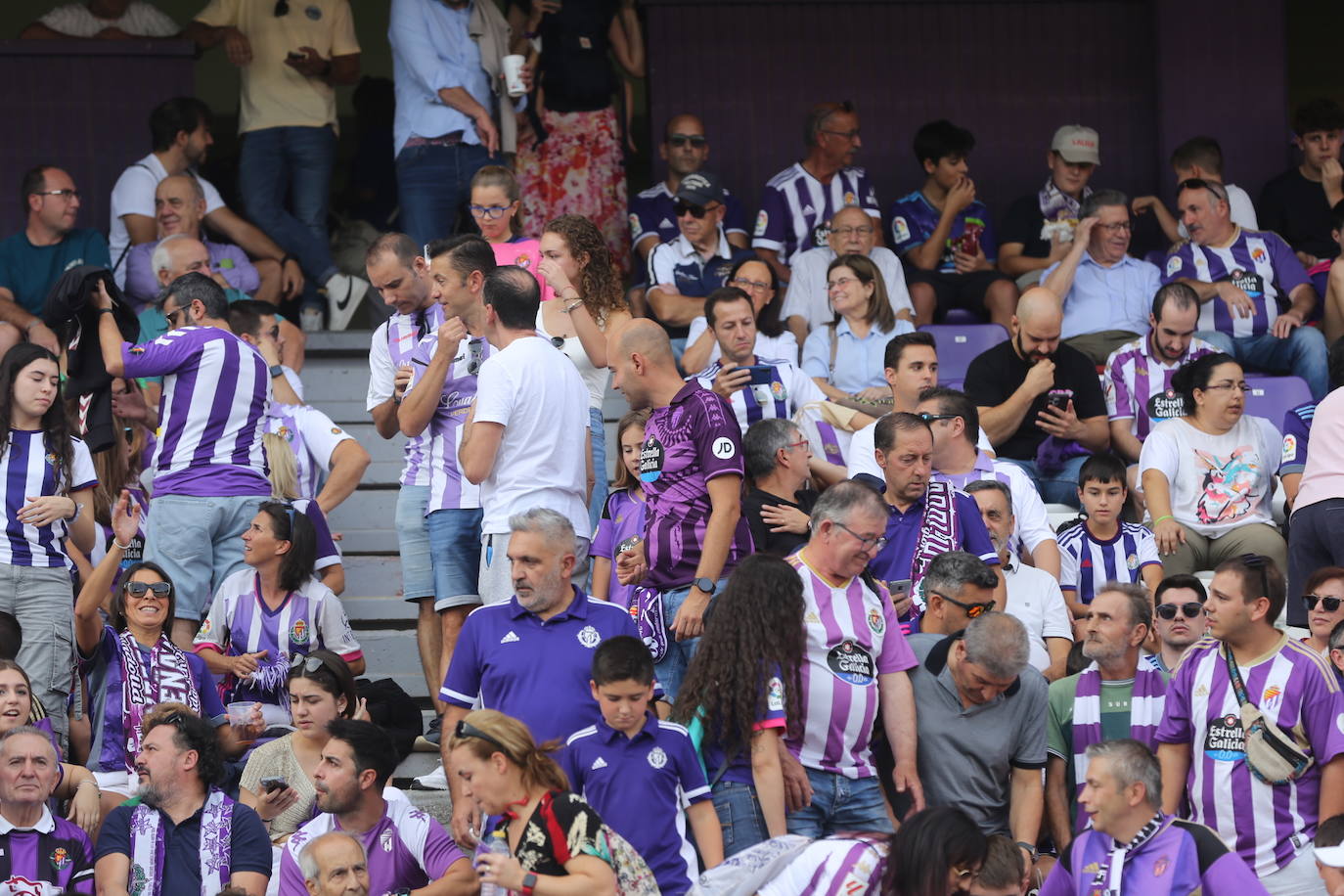 Búscate en la grada del José Zorrilla (1/4)