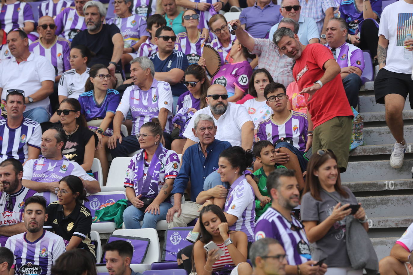 Búscate en la grada del José Zorrilla (1/4)