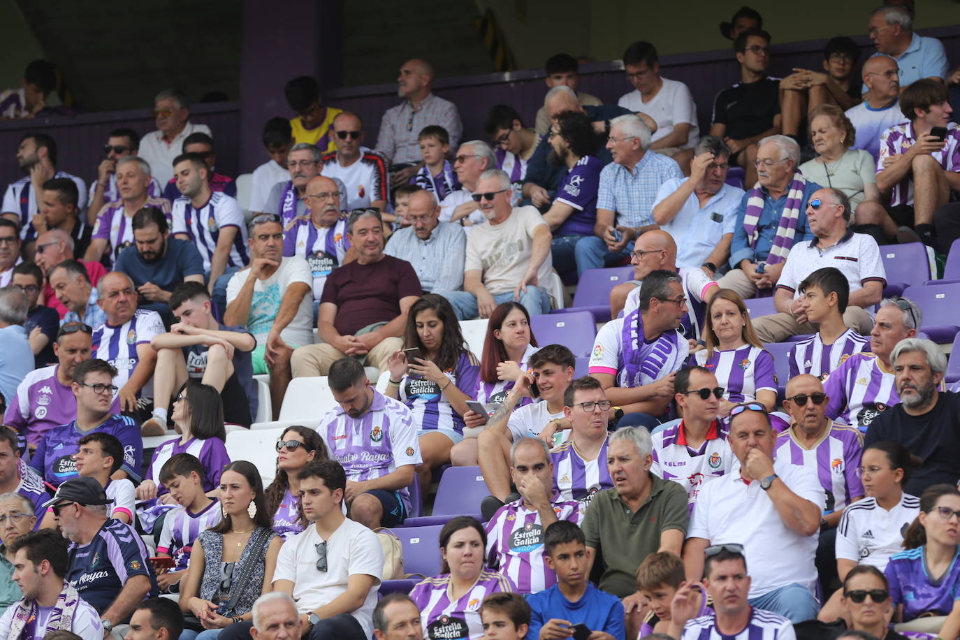 Búscate en la grada del José Zorrilla (1/4)