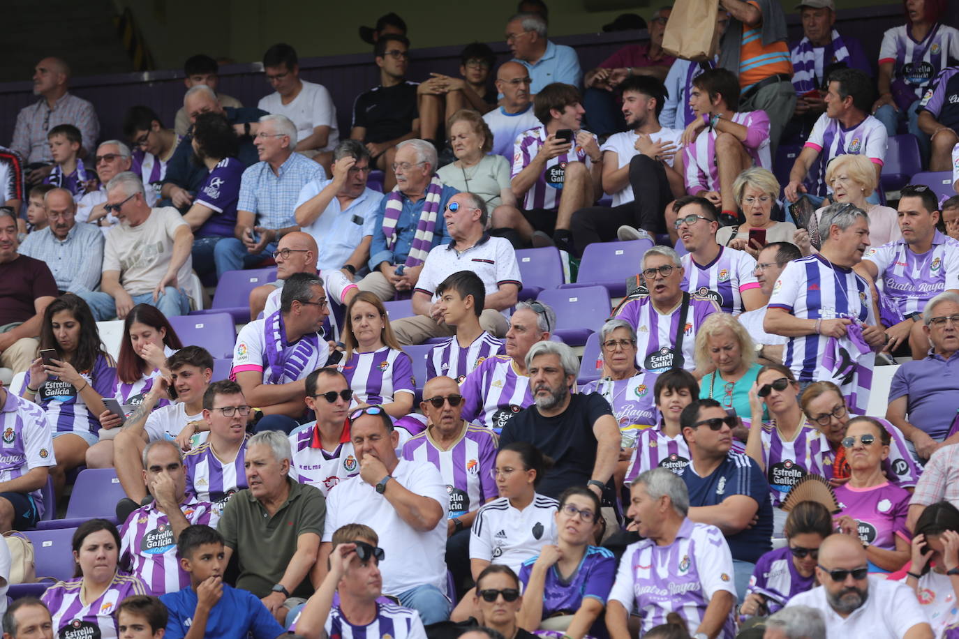 Búscate en la grada del José Zorrilla (1/4)