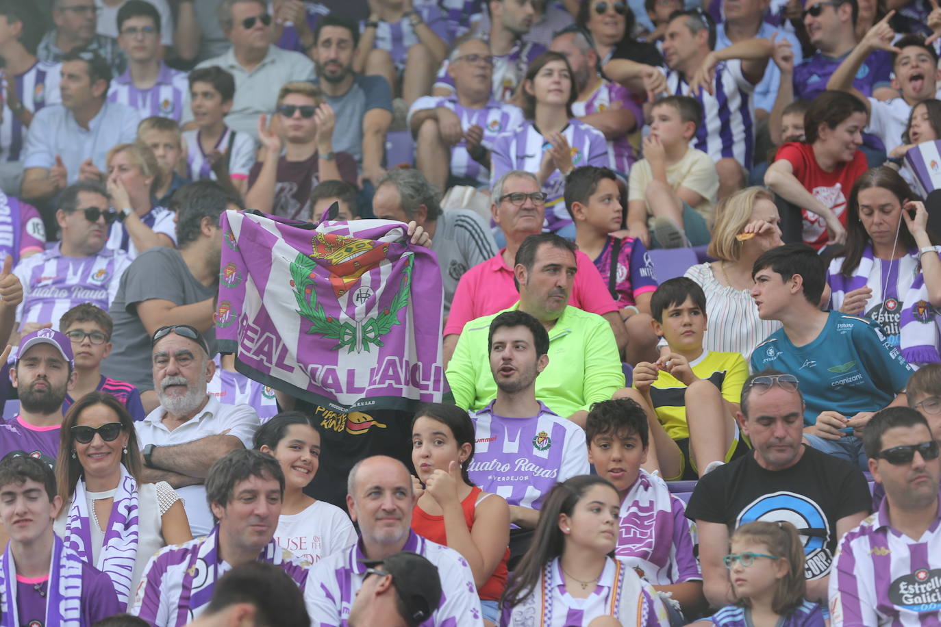 Búscate en la grada del José Zorrilla (2/4)