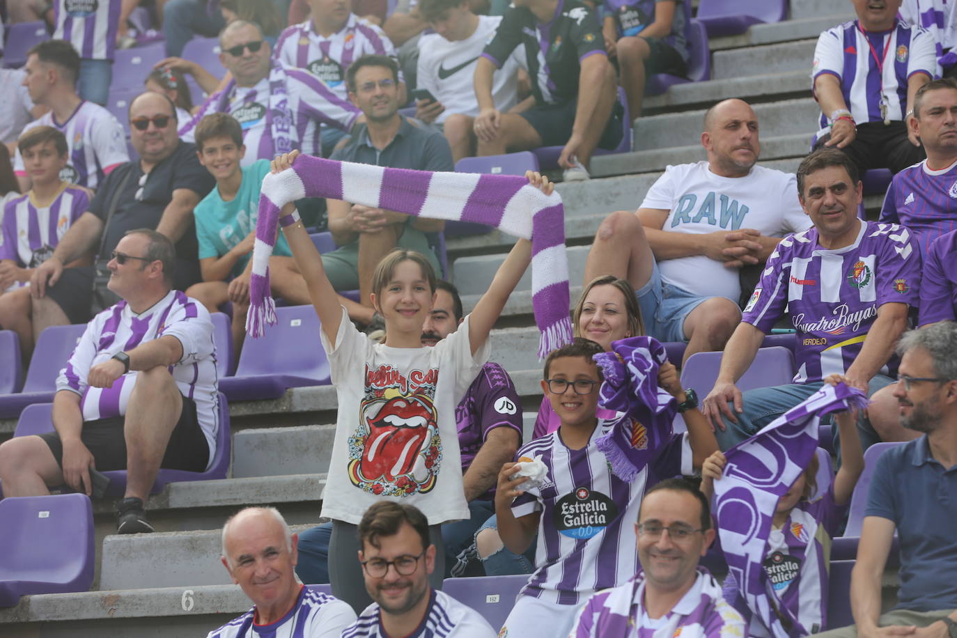 Búscate en la grada del José Zorrilla (3/4)