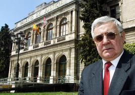El magistrado José Luis de Pedro Mimbrero, cuando era el presidente del Tribunal Superior de Justicia de Castilla y León, en una imagen de 2002.
