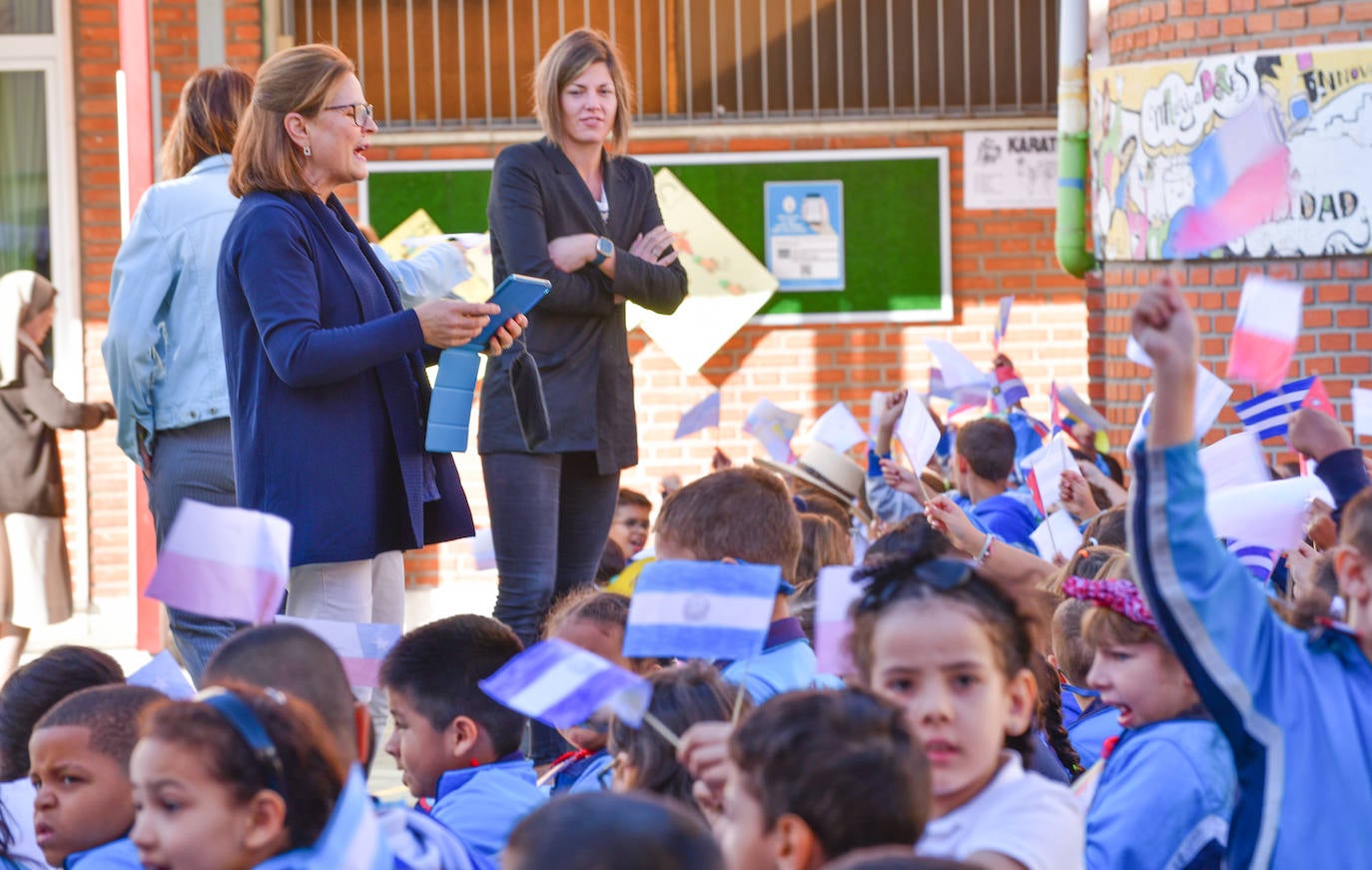 Las imágenes de la celebración de la Hispanidad en el colegio Virgen Niña