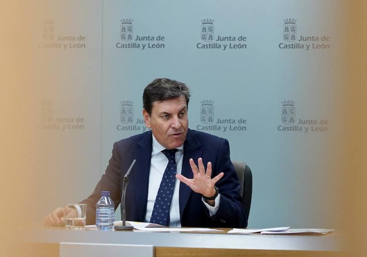 Fernández Carriedo comparece en rueda de prensa tras la reunión del Consejo de Gobierno.