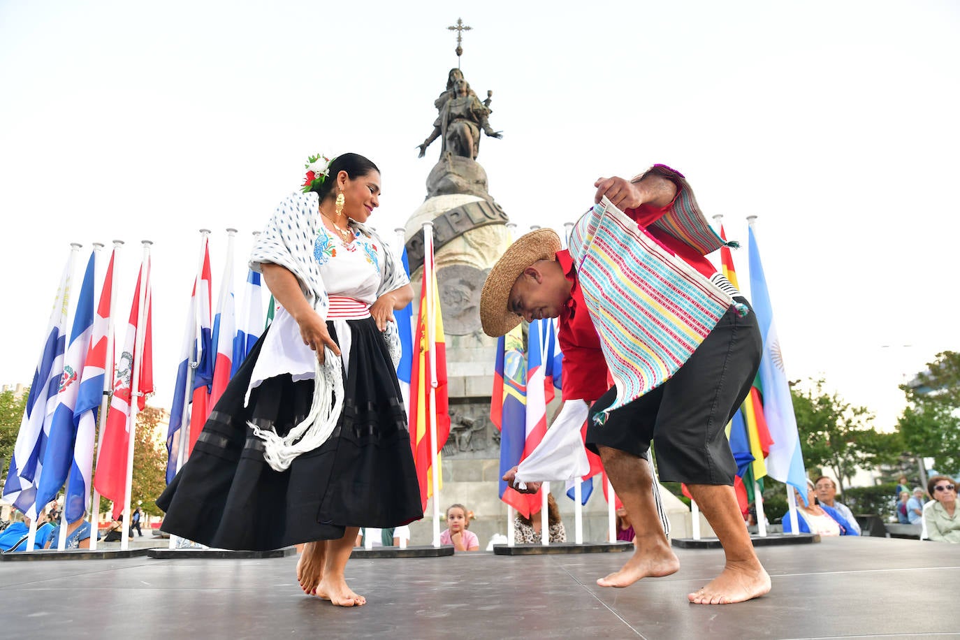 Las imágenes de las celebraciones del día de la Hispanidad