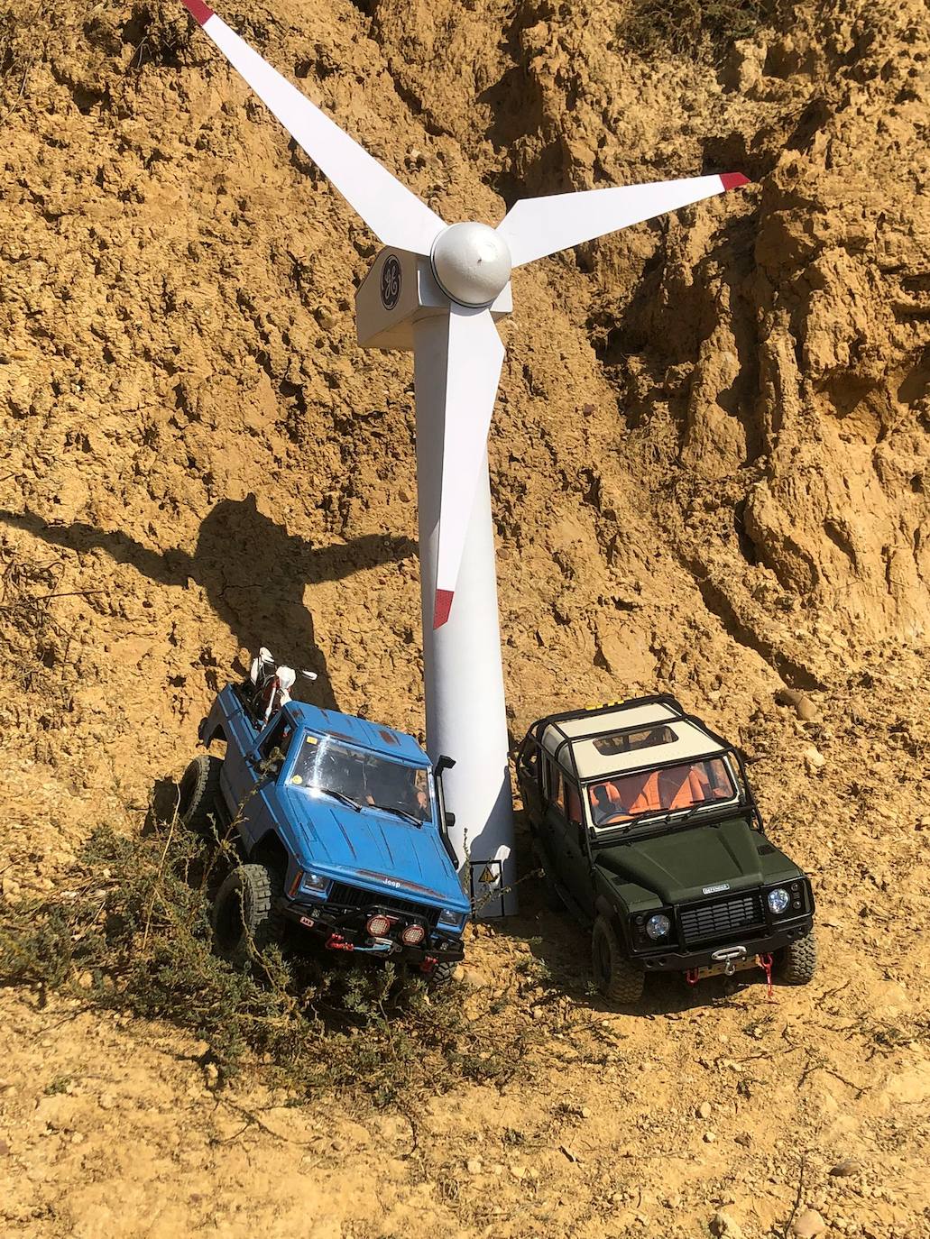 La quedada de aficionados a los coches de radiocontrol de Cigales, en imágenes (2/2)