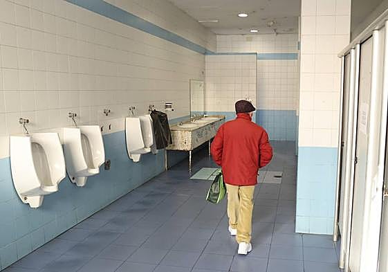 El «indecente» estado de la Estación de Autobuses de Valladolid llega a las Cortes