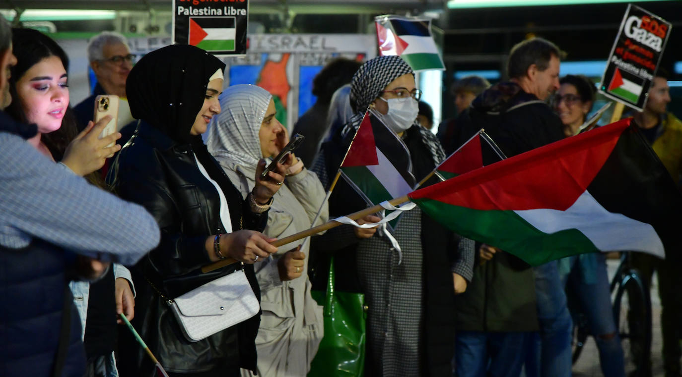 La concentración en apoyo al pueblo palestino realizada en Fuente Dorada