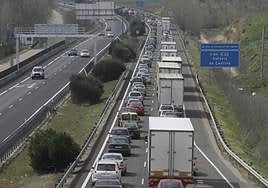 Retenciones en la A-62 por unas obras en el entorno