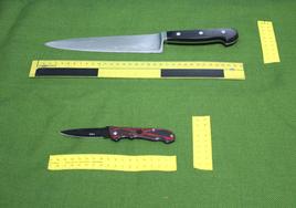 Armas pertenecientes al joven que han sido aprehendidas.