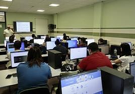 Alumnos de FP en un instituto de Valladolid.