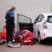 Muere un taxista tras desvanecerse y atropellar a un peatón en Arroyo