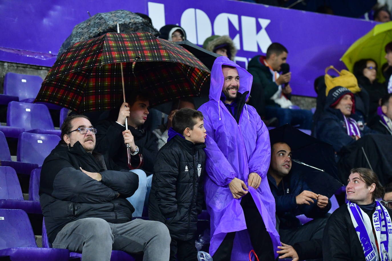 Búscate en las gradas del José Zorrilla (2 de 4)