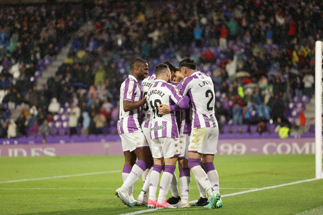 La victoria del Real Valladolid frente al Andorra, en imágenes