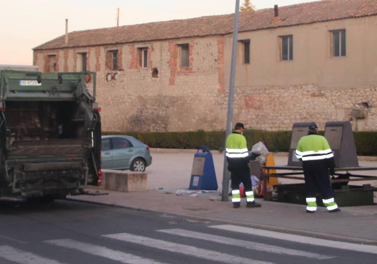 Recogida de basuras en Cuéllar.