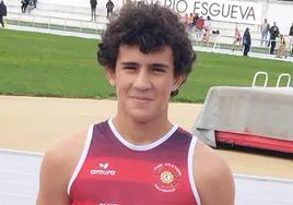 Diego Zorita en el Campeonato de Castilla y León, tras batir el récord autonómico.