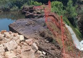 La presa de La Muña, en Navafría, antes de su derribo.