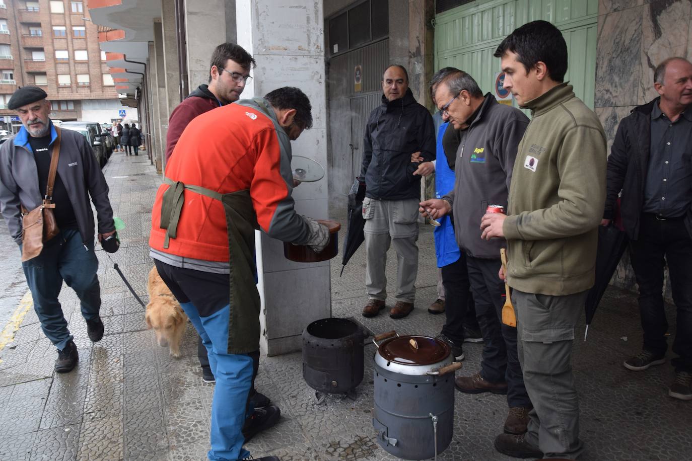 Amantes de la cocina ferroviaria se dan cita en Guardo