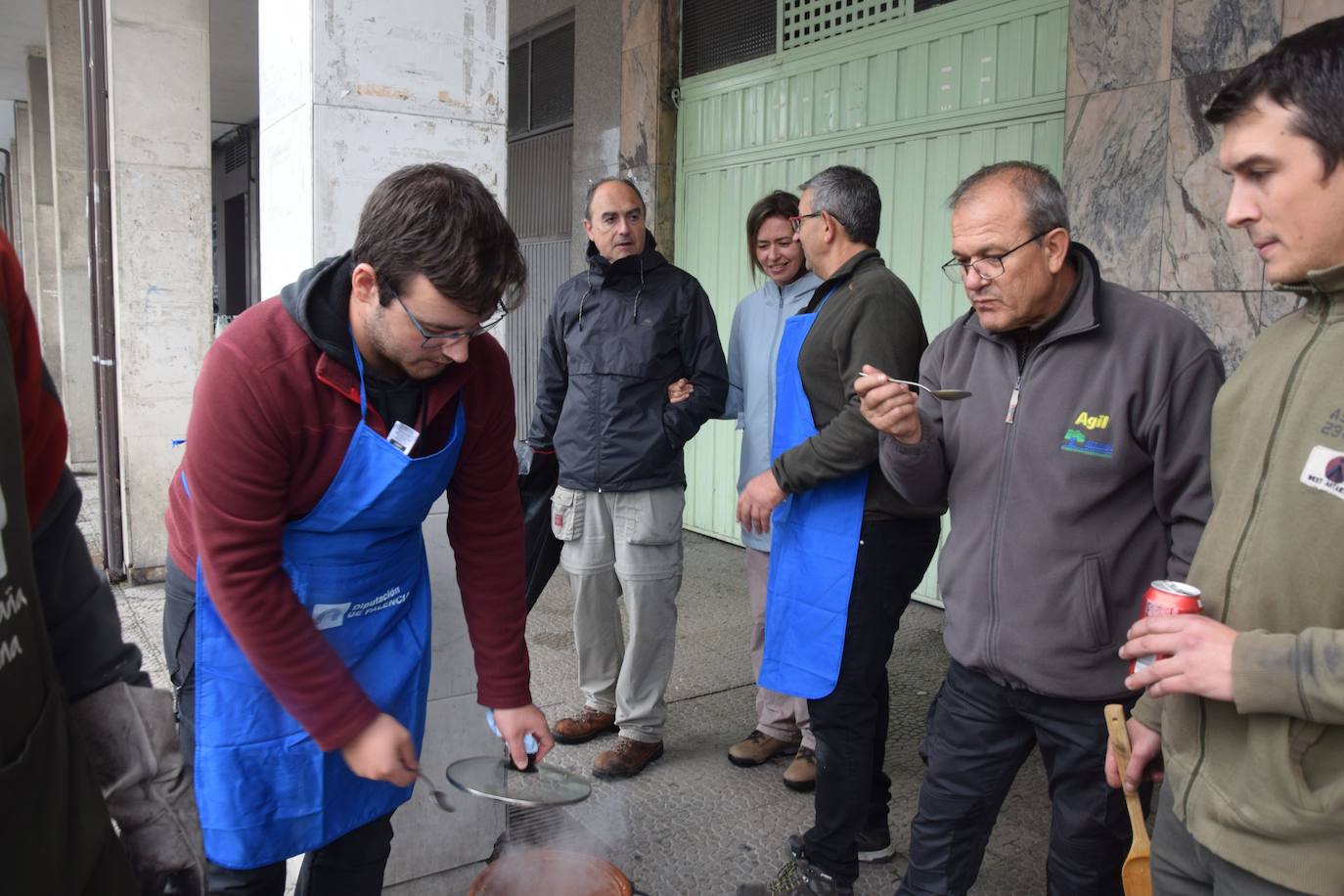 Amantes de la cocina ferroviaria se dan cita en Guardo