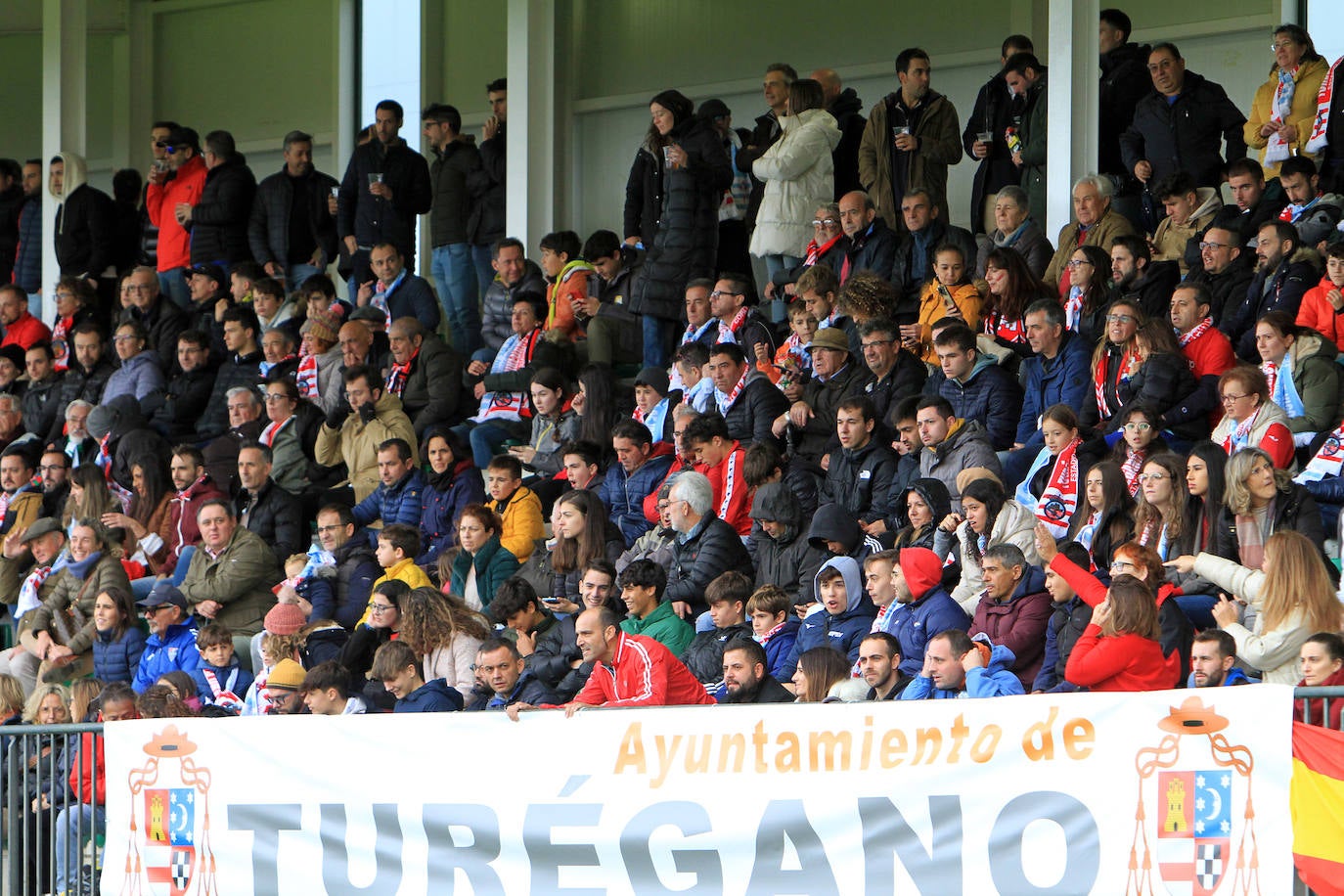 Búscate en las gradas de La Albuera en el Turégano - Celta