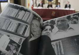Imagen de archivo de la presentacion de la publicación conmemorativa 'El viaje de los libros prohibidos. Miguel Delibes. El Hereje'.