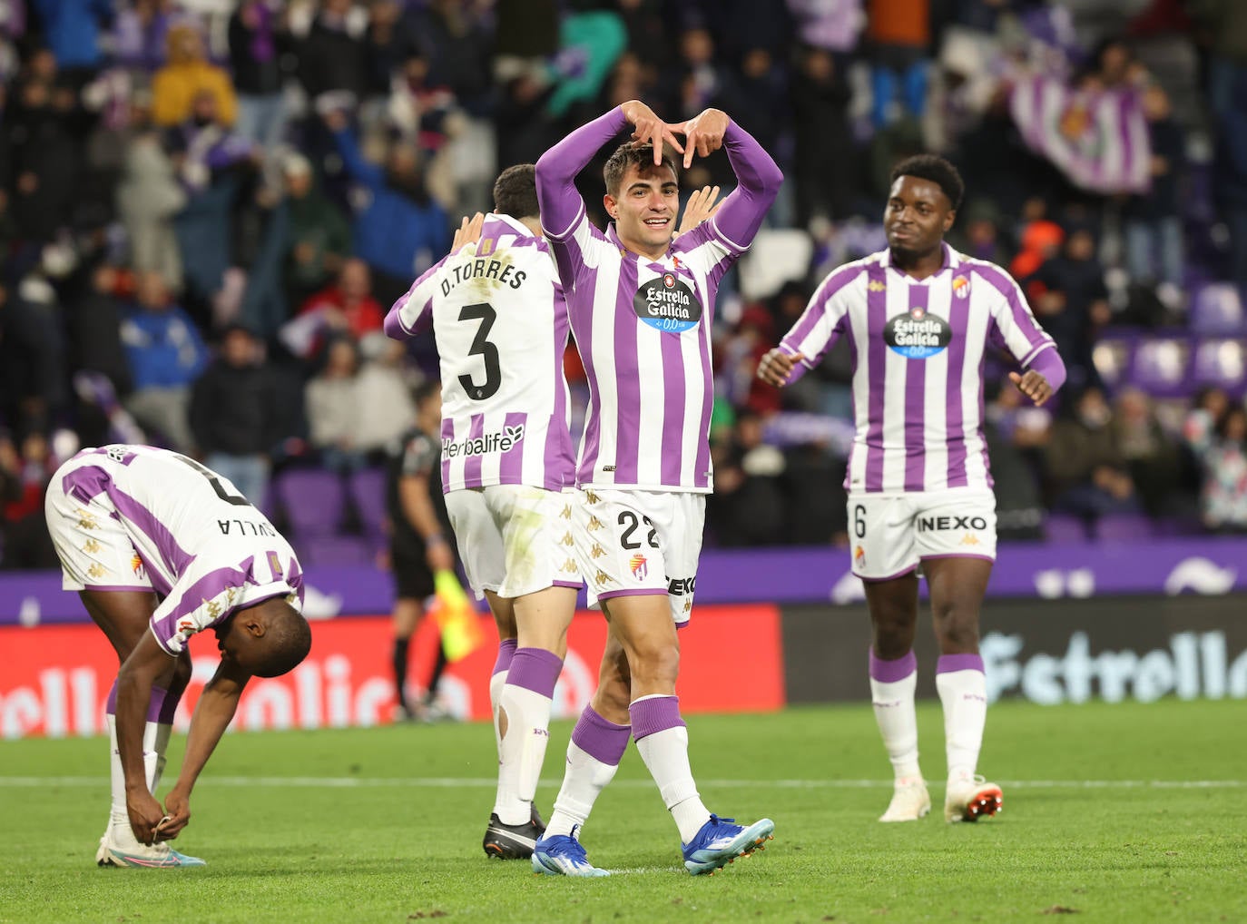 El partido entre el Real Valladolid y el Tenerife, en imágenes