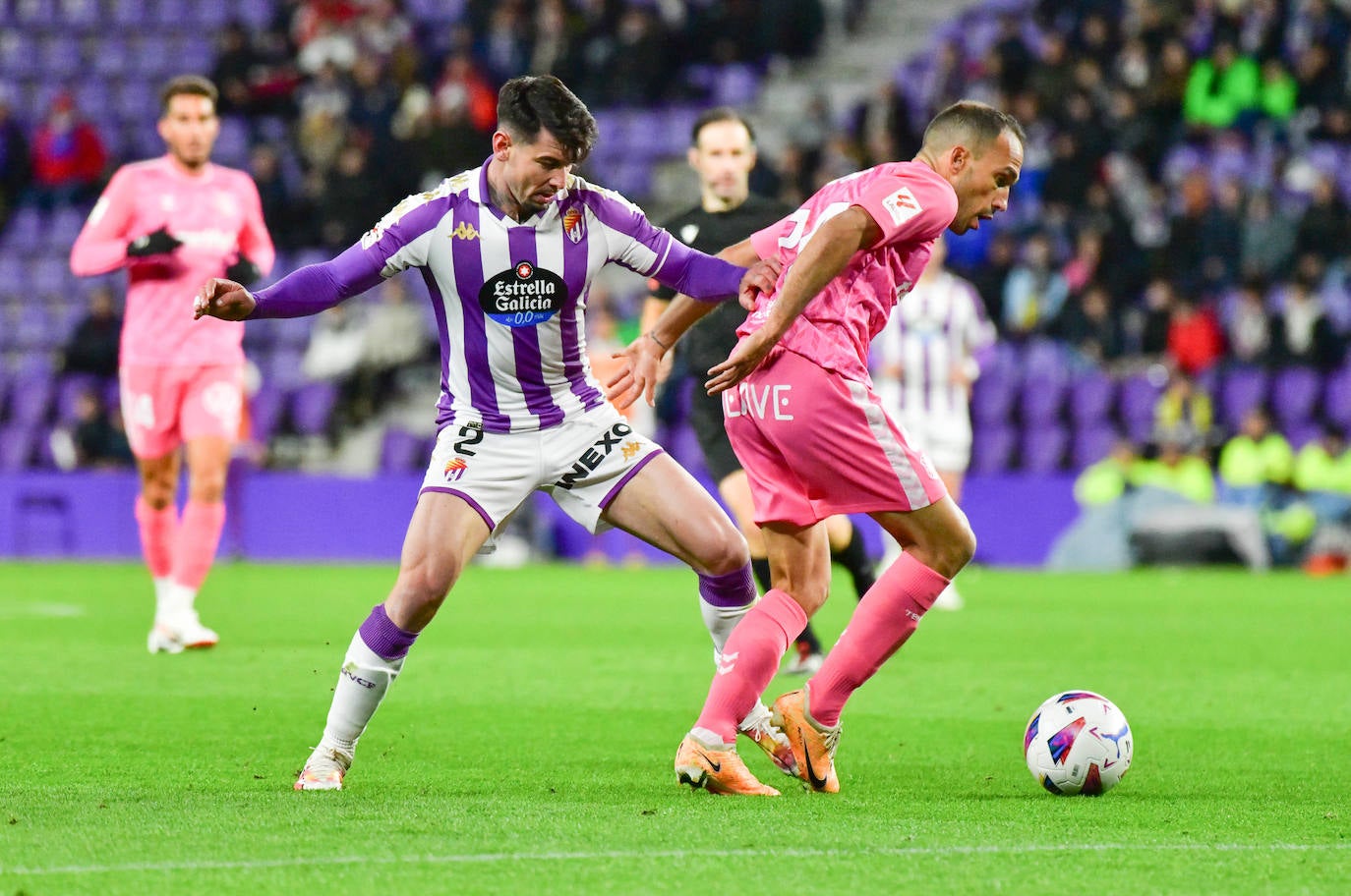 El partido entre el Real Valladolid y el Tenerife, en imágenes