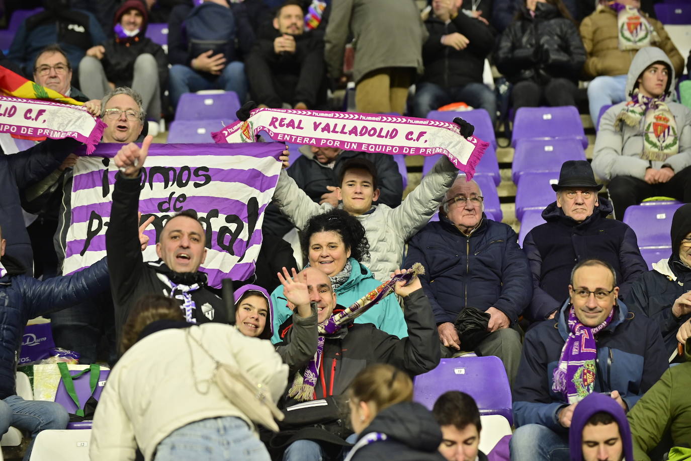 Búscate en la grada del estadio José Zorrilla (4/4)