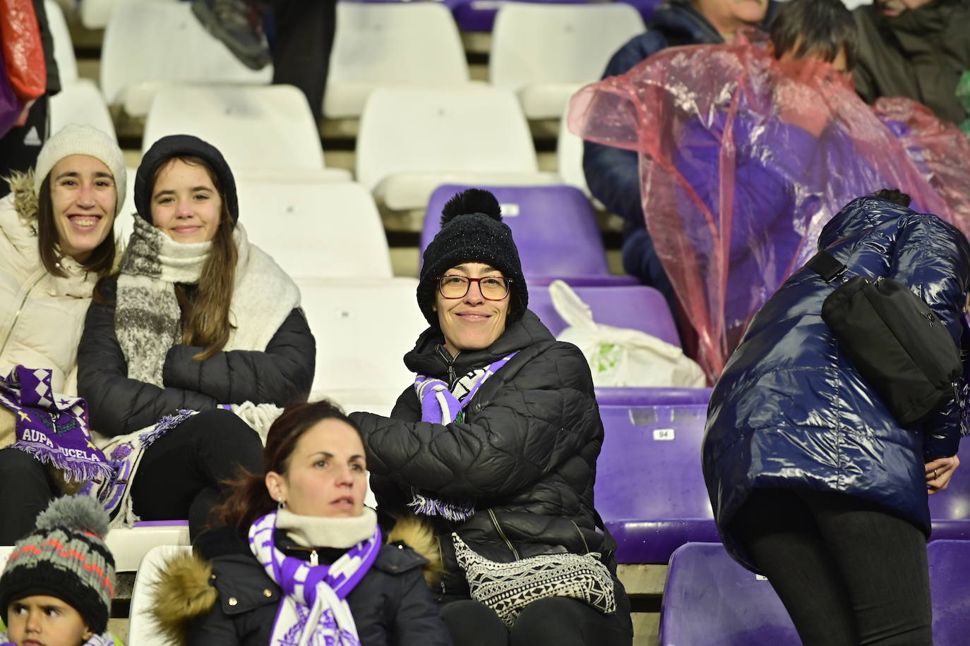 Búscate en la grada del estadio José Zorrilla (4/4)