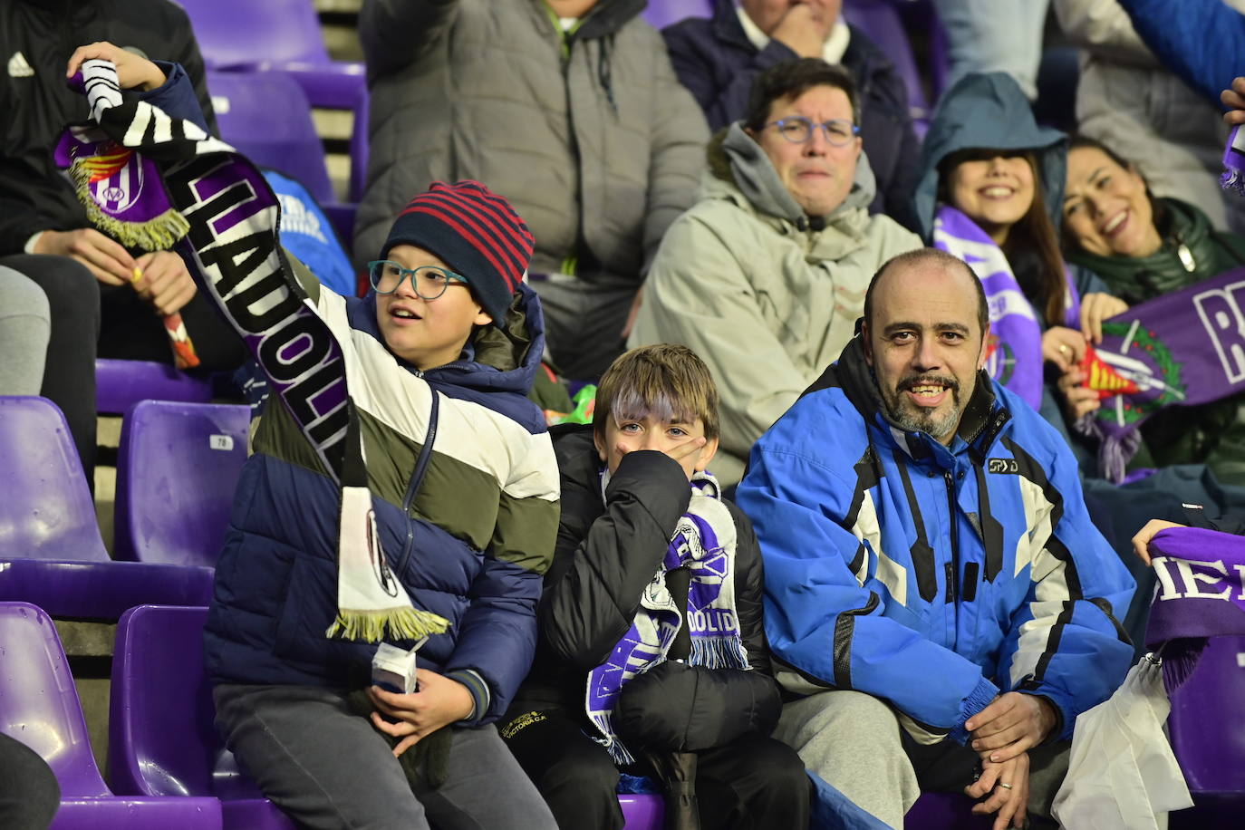 Búscate en la grada del estadio José Zorrilla (4/4)