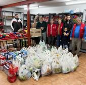 Rioseco dona una tonelada de solidaridad a Cáritas