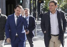 Alfonso Fernández Mañueco, Francisco Vázquez y Ángel Ibáñez, a su llegada a la junta directiva del PP en Madrid.