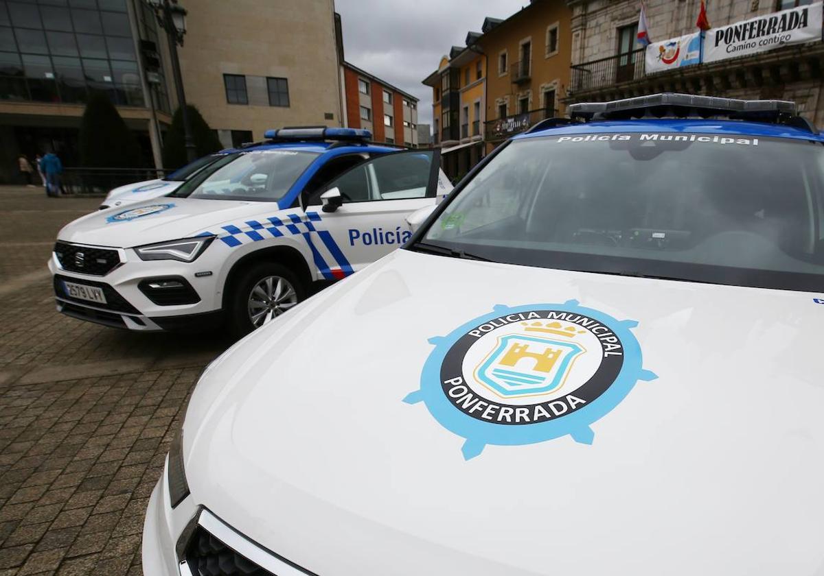 Vehículos de la Policía Local de Ponferrada.